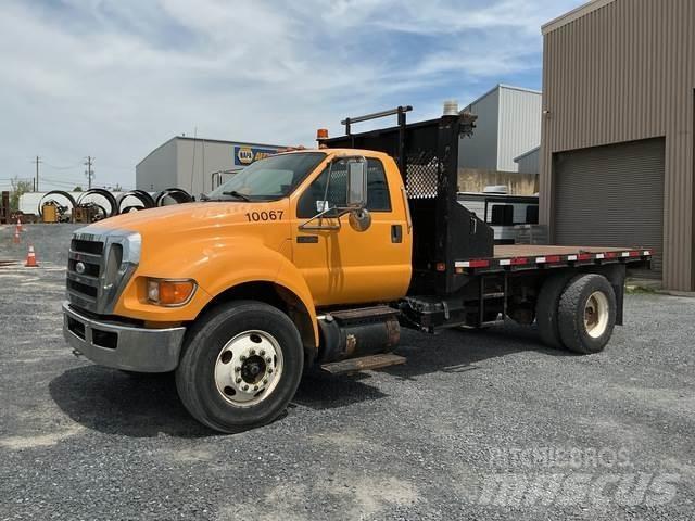 Ford F-750 Platte bakwagens