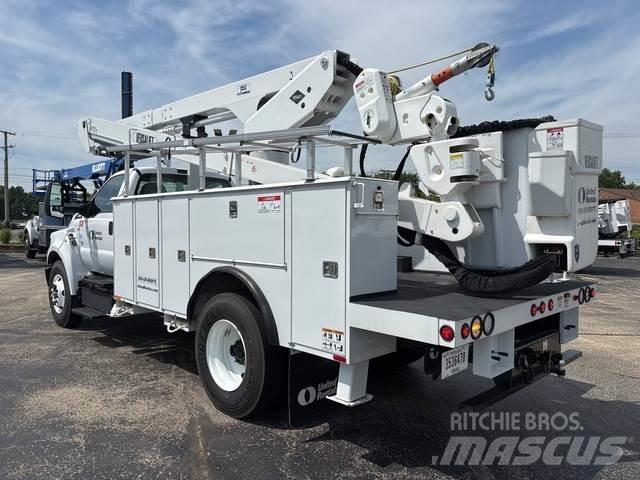 Ford F-750 Auto hoogwerkers