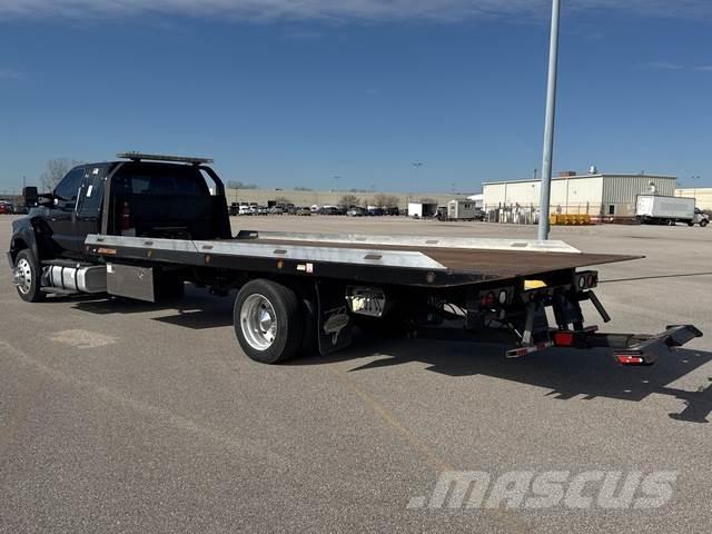 Ford F-750 Sleepwagens