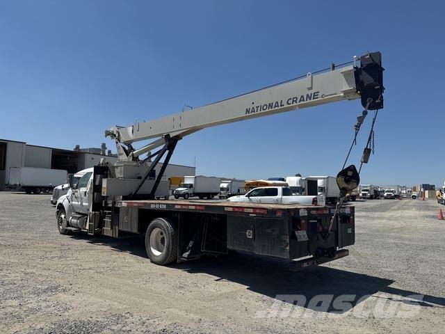 Ford F-750 Anders