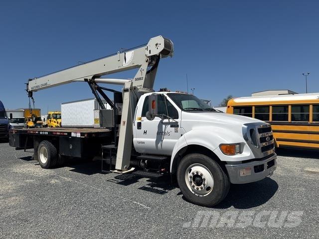Ford F-750 Anders