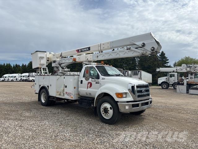 Ford F-750 Auto hoogwerkers