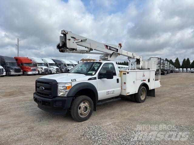 Ford F550 Auto hoogwerkers