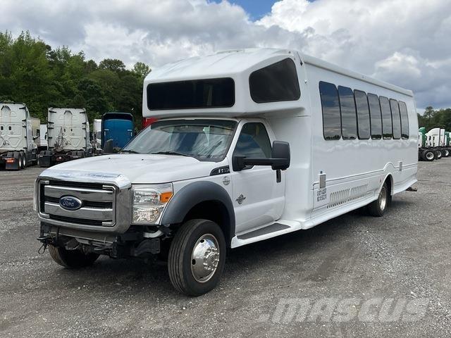 Ford F550 Minibussen