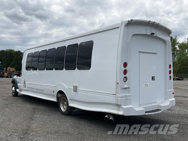 Ford F550 Minibussen