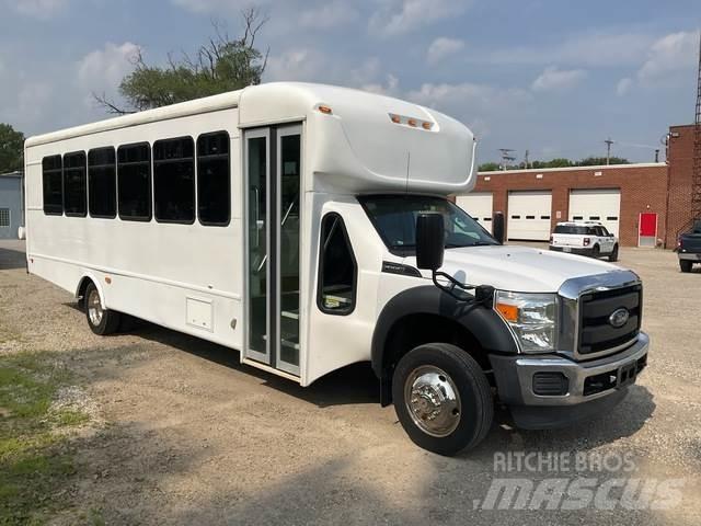 Ford F550 Minibussen