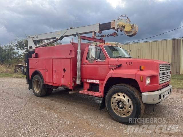 Ford F800 Bestelwagens met open laadbak