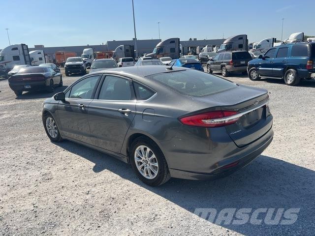 Ford Fusion Auto's