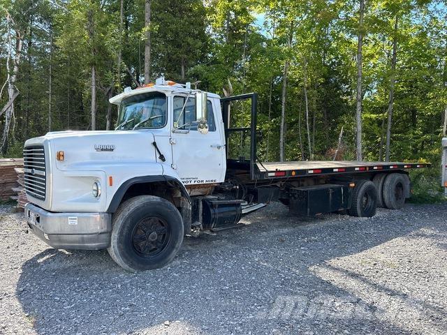 Ford L8000 Sleepwagens