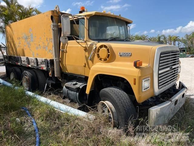 Ford LT8000 Water tankwagens