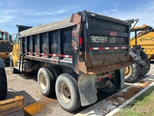Ford LT8513 Kipper