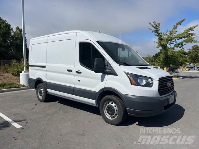 Ford Transit Gesloten bedrijfswagens