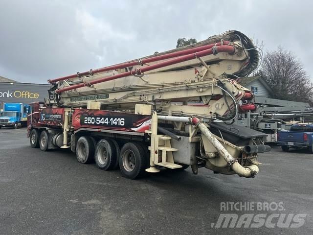 Freightliner  Betonpomptrucks