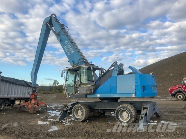 Fuchs MHL340 Waste / industry handlers