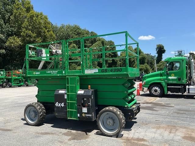 Genie GS-4390 Schaarhoogwerkers