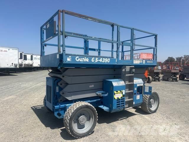 Genie GS-4390 Schaarhoogwerkers
