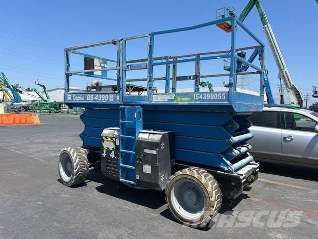 Genie GS-4390 Schaarhoogwerkers