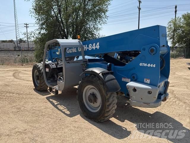 Genie GTH-844 Verreikers