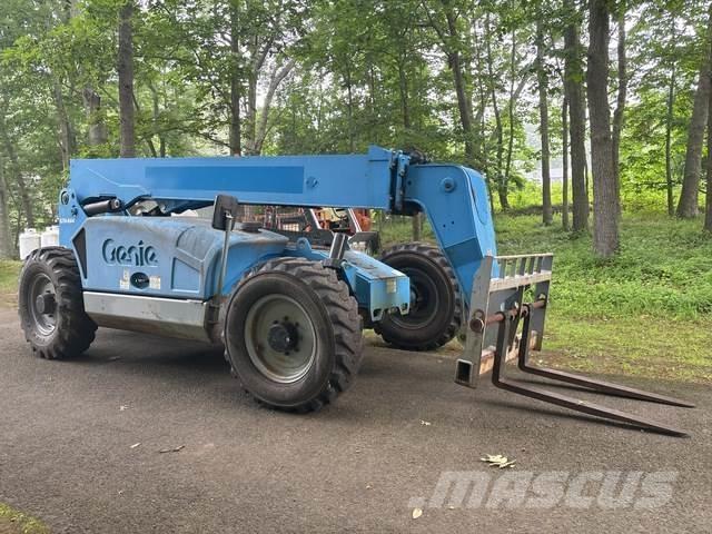 Genie GTH-844 Verreikers