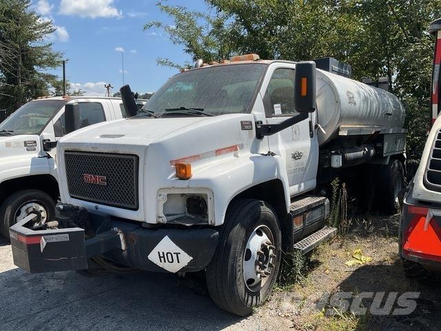 GMC 7500 Betonmixers en pompen