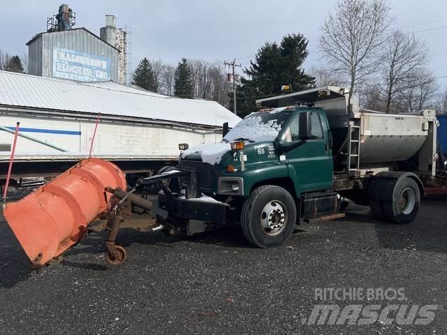 GMC C8500 Sneeuwschuivers en -ploegen
