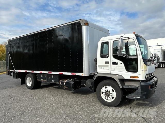 GMC T-Series Bakwagens met gesloten opbouw