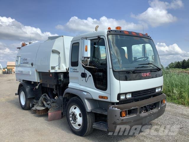 GMC T7F042 Veegwagens