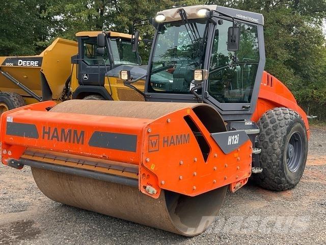 Hamm H12i Trilrolwalsen