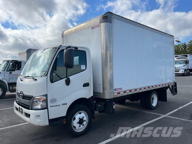 Hino 195 Bakwagens met gesloten opbouw