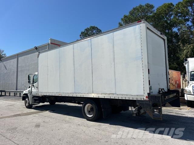 Hino 258 Bakwagens met gesloten opbouw