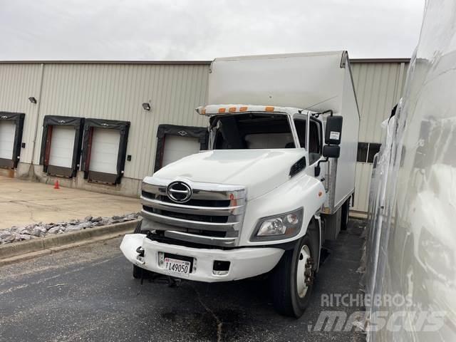 Hino 268 Bakwagens met gesloten opbouw