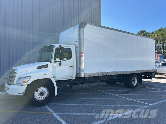 Hino 268 Bakwagens met gesloten opbouw