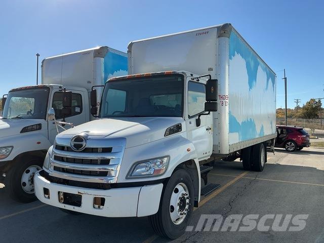 Hino 268 Bakwagens met gesloten opbouw