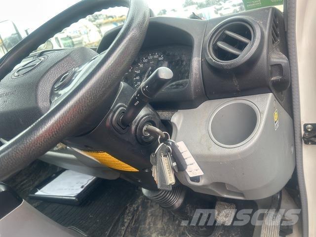 Hino 300 921 Water tankwagens