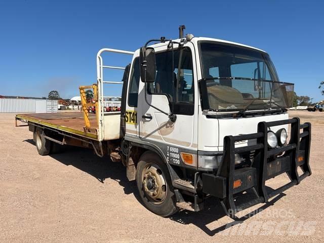 Hino GD1J Platte bakwagens