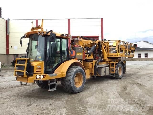 Hydrema 912 Auto hoogwerkers