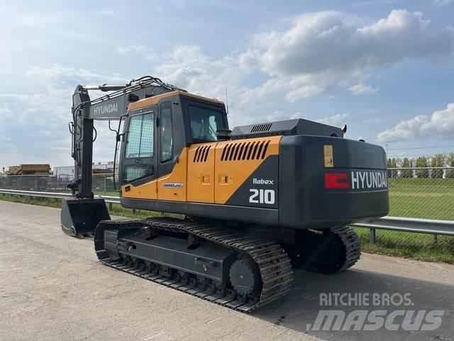 Hyundai R210 Rupsgraafmachines