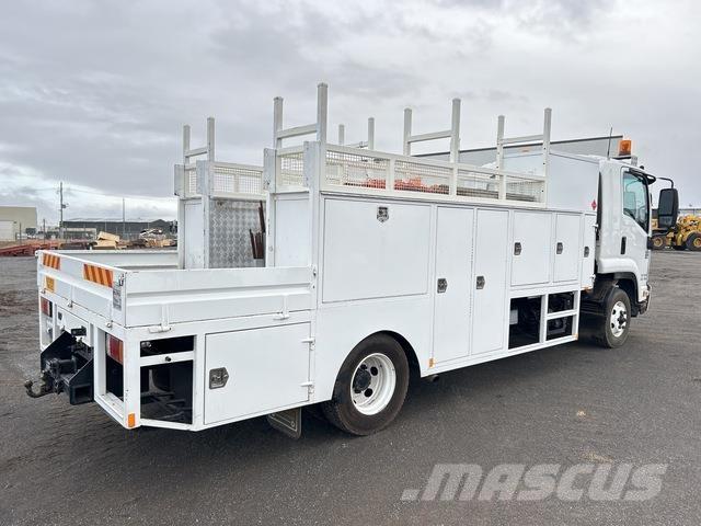 Isuzu FRR 600 Sleepwagens