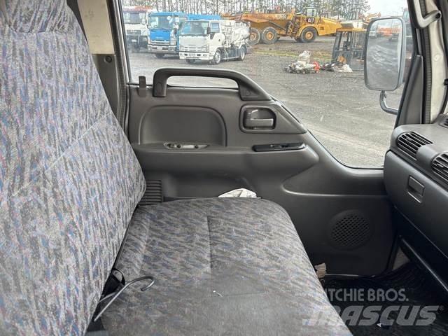 Isuzu NKR300s Bouw - Overige