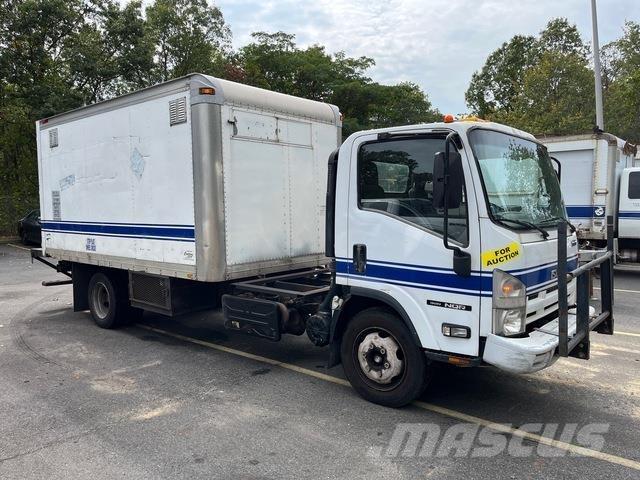 Isuzu NQR Bakwagens met gesloten opbouw