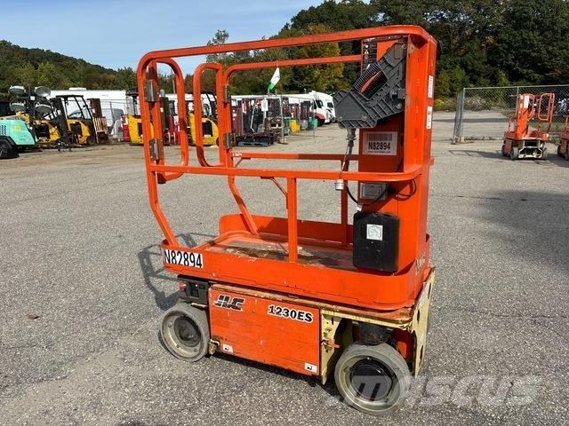 JLG 1230ES Personenliften en invalideliften
