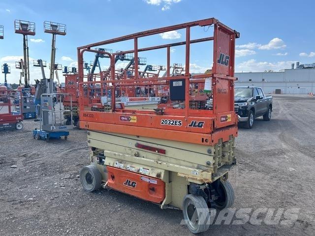 JLG 2032ES Schaarhoogwerkers
