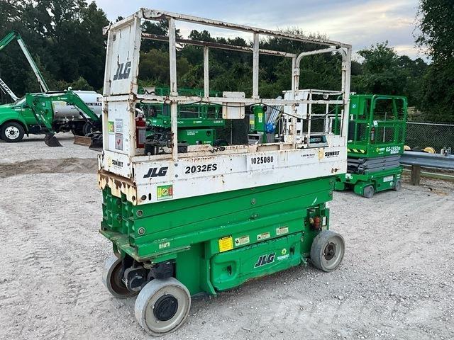 JLG 2032ES Schaarhoogwerkers