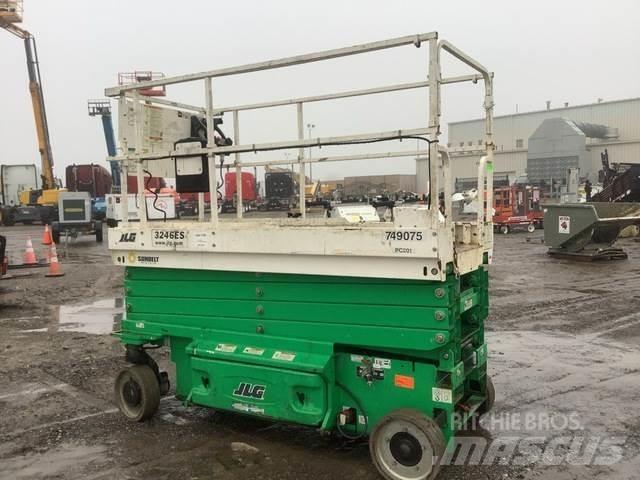 JLG 3246ES Schaarhoogwerkers