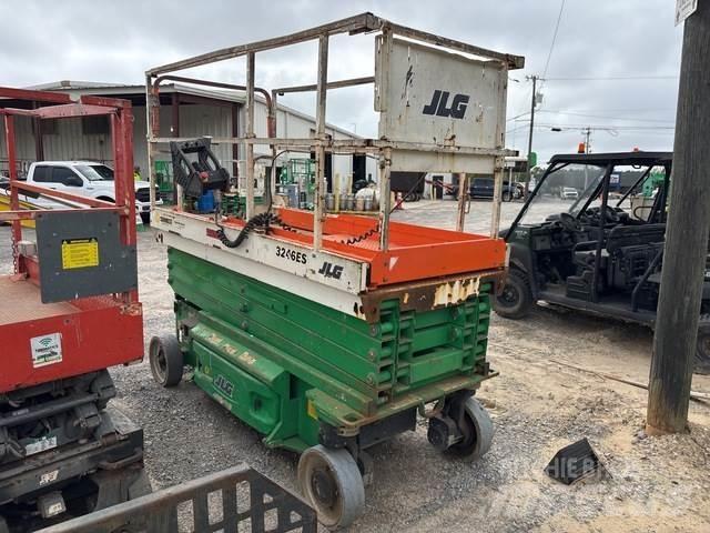 JLG 3246ES Schaarhoogwerkers