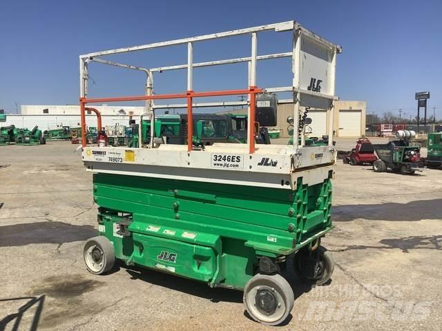 JLG 3246ES Schaarhoogwerkers