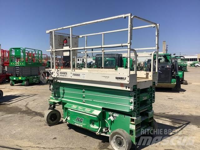 JLG 3246ES Schaarhoogwerkers