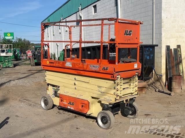 JLG 3246ES Schaarhoogwerkers