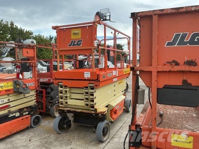 JLG 3246ES Schaarhoogwerkers