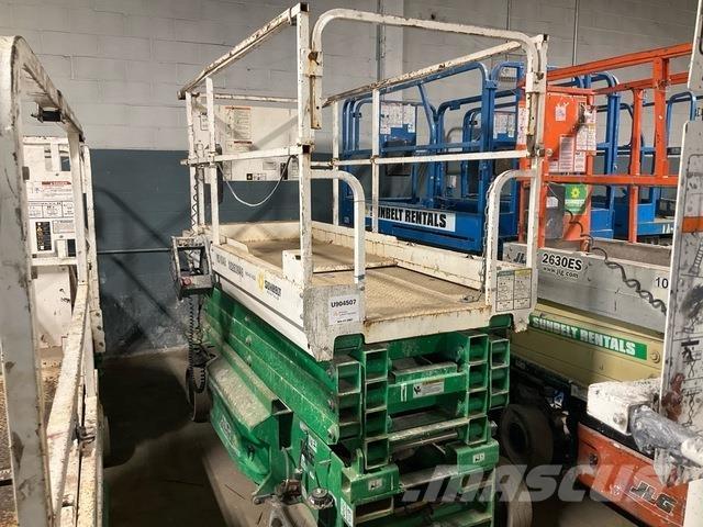 JLG 3246ES Schaarhoogwerkers
